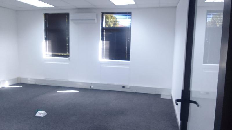 To Let commercial Property for Rent in Parow North Western Cape